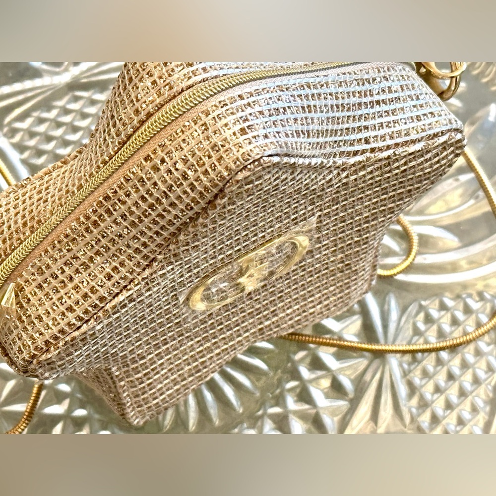 Original & Authentic!DIOR Star-Shaped Trousseau Cosmetic Bag w goldChain Strap - Picture 15 of 16